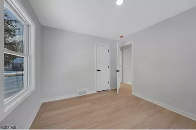 116 W Sunset Blvd, Andover Township, NJ 07860 - Photo 17