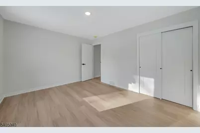 116 W Sunset Blvd, Andover Township, NJ 07860 - Photo 19