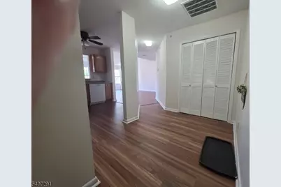 11 Evergreen Dr #64, Clifton, NJ 07014 - Photo 11