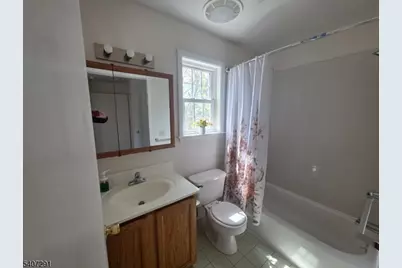 11 Evergreen Dr #64, Clifton, NJ 07014 - Photo 7