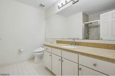 108 Kent Dr, Roseland, NJ 07068 - Photo 21