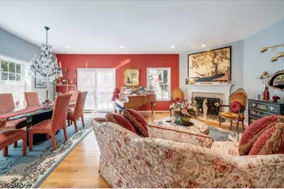 15 Paradise Pl, Roseland, NJ 07068 - Photo 5