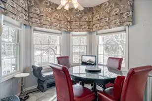 15 Paradise Pl, Roseland, NJ 07068 - Photo 15