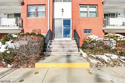 1300 Rock Ave #3, North Plainfield, NJ 07060 - Photo 3