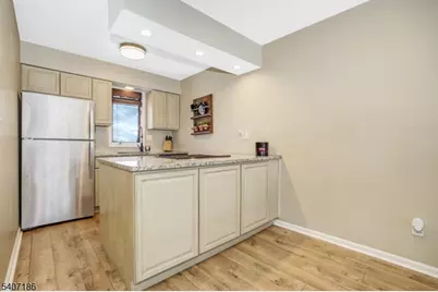 13 Village Way #4E, Vernon Twp., NJ 07462 - Photo 3