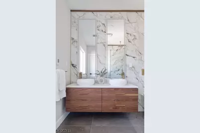 27 Sullivan Dr, Emerson, NJ 07630 - Photo 39