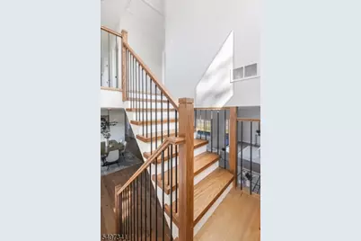 27 Sullivan Dr, Emerson, NJ 07630 - Photo 19