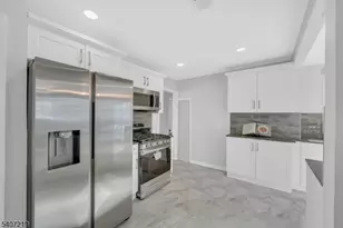 600 Plymouth Rd, Hillside, NJ 07205 - Photo 11