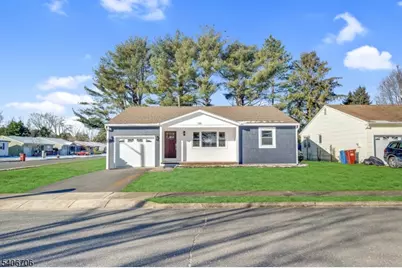 136 Georgetown, Toms River Township, NJ 08753 - Photo 5