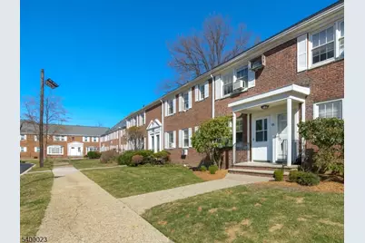40B Meadowbrook Pl #B, Maplewood Twp., NJ 07040 - Photo 1