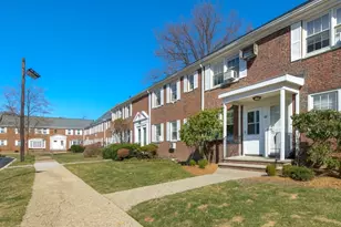 40B Meadowbrook Pl, Maplewood, NJ 07040 - Photo 1