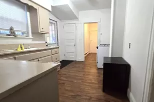 54 Stuyvesant Ave, Lyndhurst Township, NJ 07071 - Photo 3