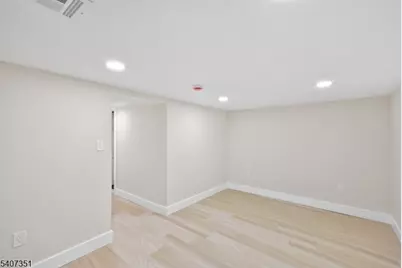 715 Stuyvesant Ave, Lyndhurst Township, NJ 07071 - Photo 27