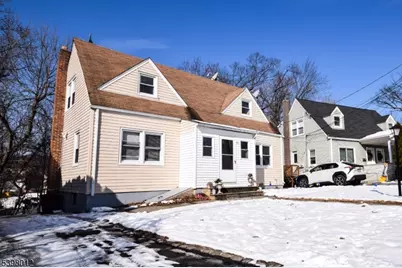 31 Aberdeen Ct, Haledon, NJ 07508 - Photo 1