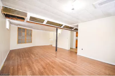 31 Aberdeen Ct, Haledon, NJ 07508 - Photo 17