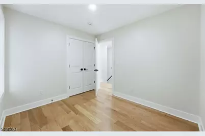 747 S 11th St, Newark, NJ 07103 - Photo 13