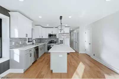 747 S 11th St, Newark, NJ 07103 - Photo 7