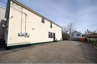 48 Holland St, Newark, NJ 07103 - Photo 23