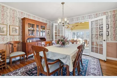 33 Yarmouth Dr, New Providence, NJ 07974 - Photo 7