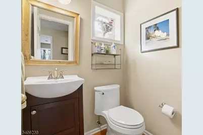 33 Yarmouth Dr, New Providence, NJ 07974 - Photo 27