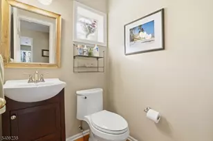 33 Yarmouth Dr, New Providence, NJ 07974 - Photo 27