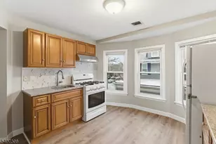 104 W High St, Somerville, NJ 08876 - Photo 9