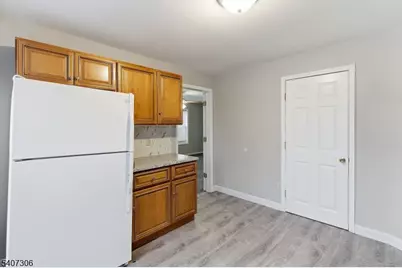 104 W High St, Somerville, NJ 08876 - Photo 11