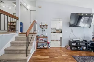 4 The Crescent, Union Township, NJ 08809 - Photo 7