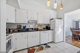 4 The Crescent, Union Township, NJ 08809 - Photo 13