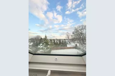 47 Orchard Dr, Clifton, NJ 07012 - Photo 9