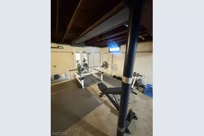 47 Orchard Dr, Clifton, NJ 07012 - Photo 19