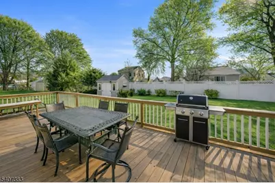 520 Riverview Rd, Pompton Lakes, NJ 07442 - Photo 41