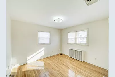 402 W Frech Ave, Manville, NJ 08835 - Photo 15