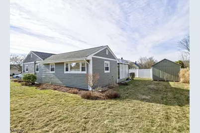 402 W Frech Ave, Manville, NJ 08835 - Photo 39