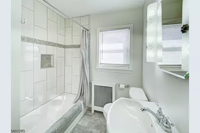 402 W Frech Ave, Manville, NJ 08835 - Photo 17