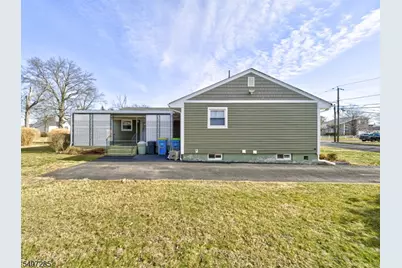 402 W Frech Ave, Manville, NJ 08835 - Photo 37