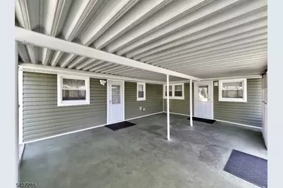 402 W Frech Ave, Manville, NJ 08835 - Photo 33