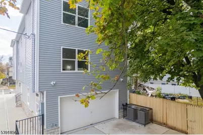 543 13th Ave, Newark, NJ 07103 - Photo 27