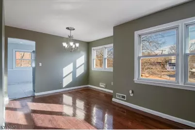 301 Riverview Rd, Pompton Lakes, NJ 07442 - Photo 7