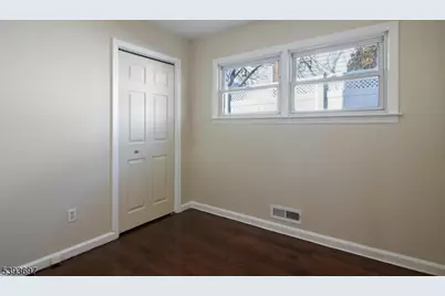 301 Riverview Rd, Pompton Lakes, NJ 07442 - Photo 13