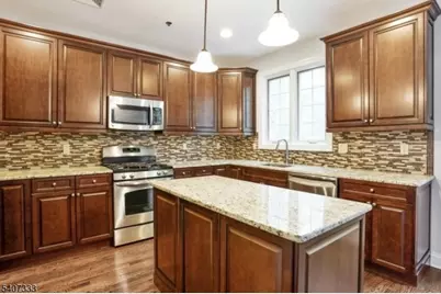 20 Bloomfield Ave, Essex Fells, NJ 07021 - Photo 3