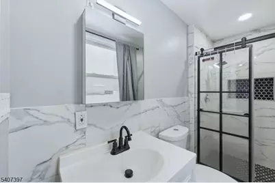 68 Kearny St, Newark, NJ 07104 - Photo 7