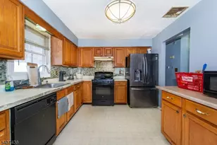 170 Park Heights Ave, Dover, NJ 07801 - Photo 9