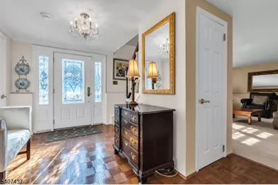 9 Corsica Rd, Hopatcong, NJ 07843 - Photo 5