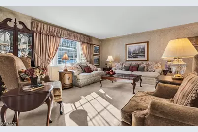 9 Corsica Rd, Hopatcong, NJ 07843 - Photo 15