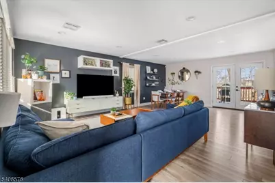 29 Grandview Dr, Woodland Park, NJ 07424 - Photo 3