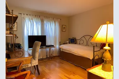 37 Chanda Ct, Clifton, NJ 07012 - Photo 7