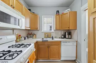 345 2nd St, Saddle Brook Township, NJ 07663 - Photo 25