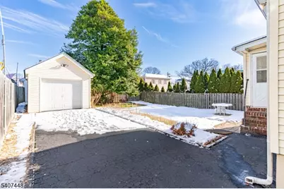 1011 Adams Ave, Union Township, NJ 07083 - Photo 25