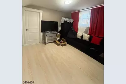 45 3rd Ave, Hawthorne, NJ 07506 - Photo 3